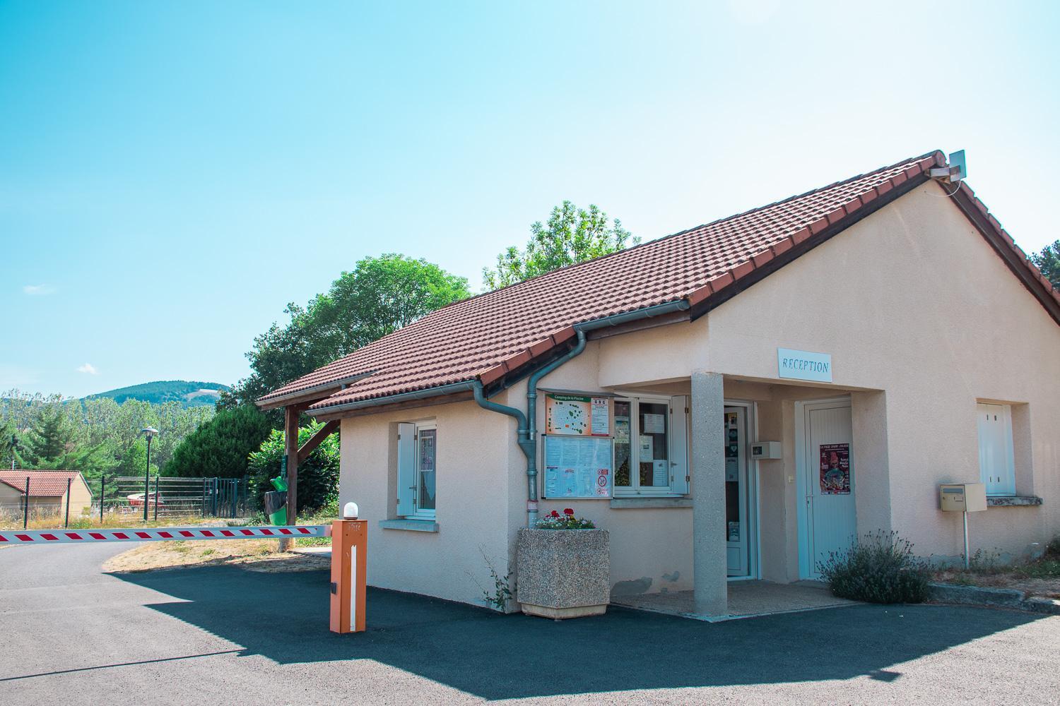 Village De Gites Du Malzieu Le Malzieu-Ville Exterior foto